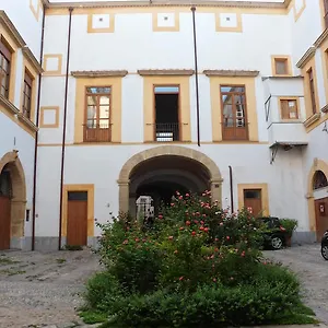 https://home-resuttano.sicilyhotelsitaly.net