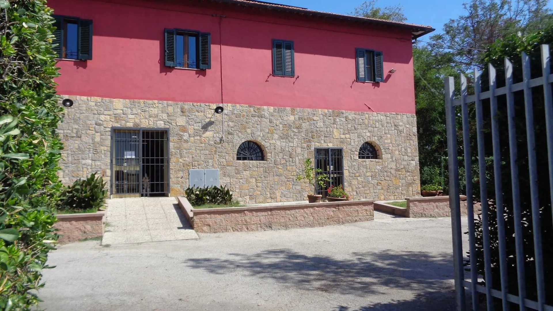 Guest house La Garitta - Villa Tra Pisa E Livorno Free Parking Ac Italy